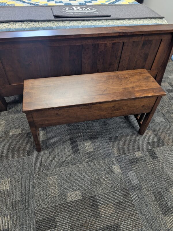 seating-bench-with-storage