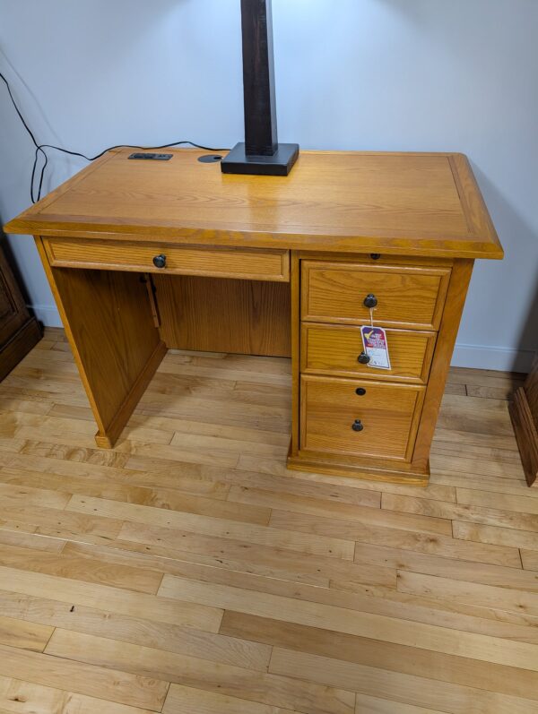 desk-with-drawer