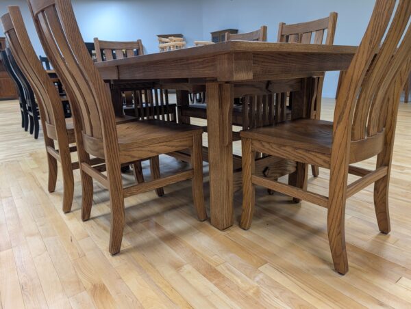 praire-mission-table-with-chairs